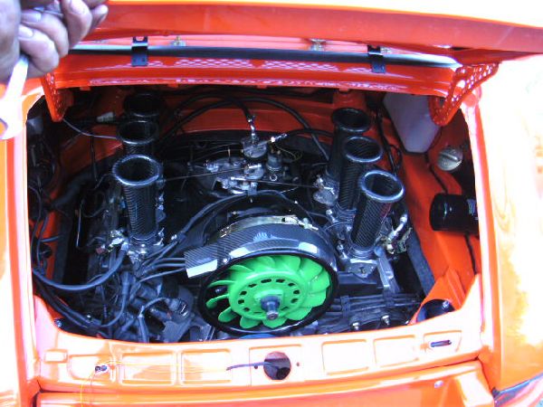 3,6 ltr. Sportmotor mit offener Carbon Ansauganlage