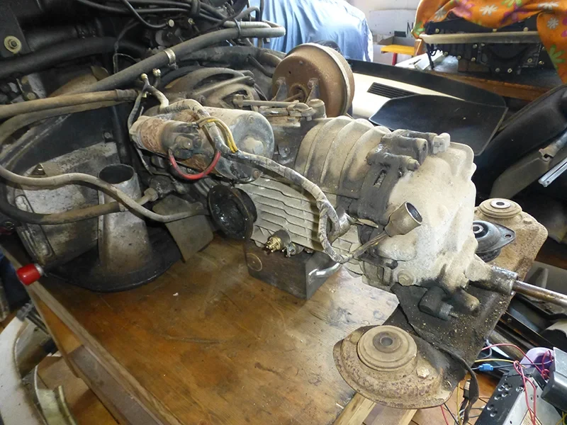 Porsche 911 Motor ausgebaut im Originalzustand, Bestandsaufnahme in Tutzing