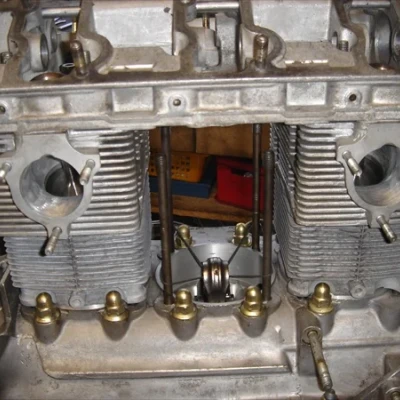 Rennmotor